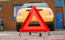 VEHICLE WARNING TRIANGLE IN CASE